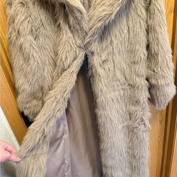 Kohl's Full-Length Faux Fur Coat - Picture 5 of 6